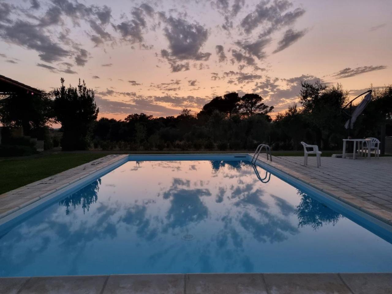 Accogliente Villa Con Piscina Caltagirone Eksteriør billede